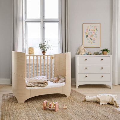 Leander Classic™ Baby Cot 0-3 yrs, Whitewash