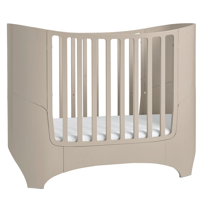 Leander Classic™ Baby Cot 0-3 yrs, Cappucino