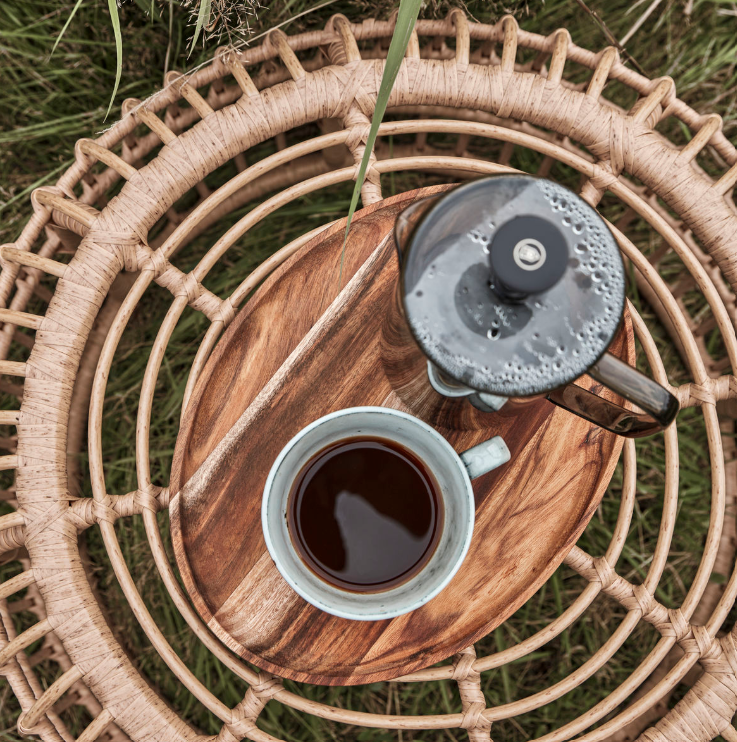 Padėklas iš akacijos medienos